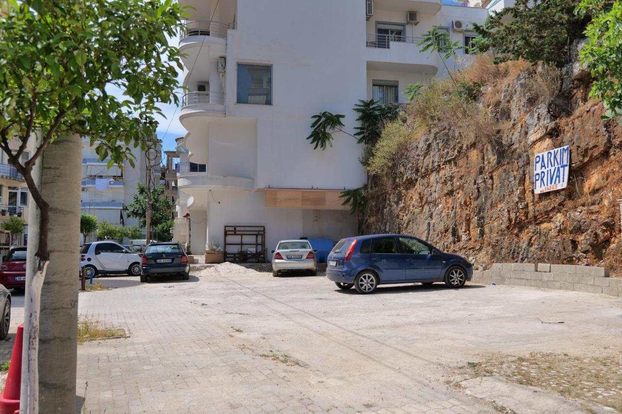 Hotel Ceka Sarandë エクステリア 写真