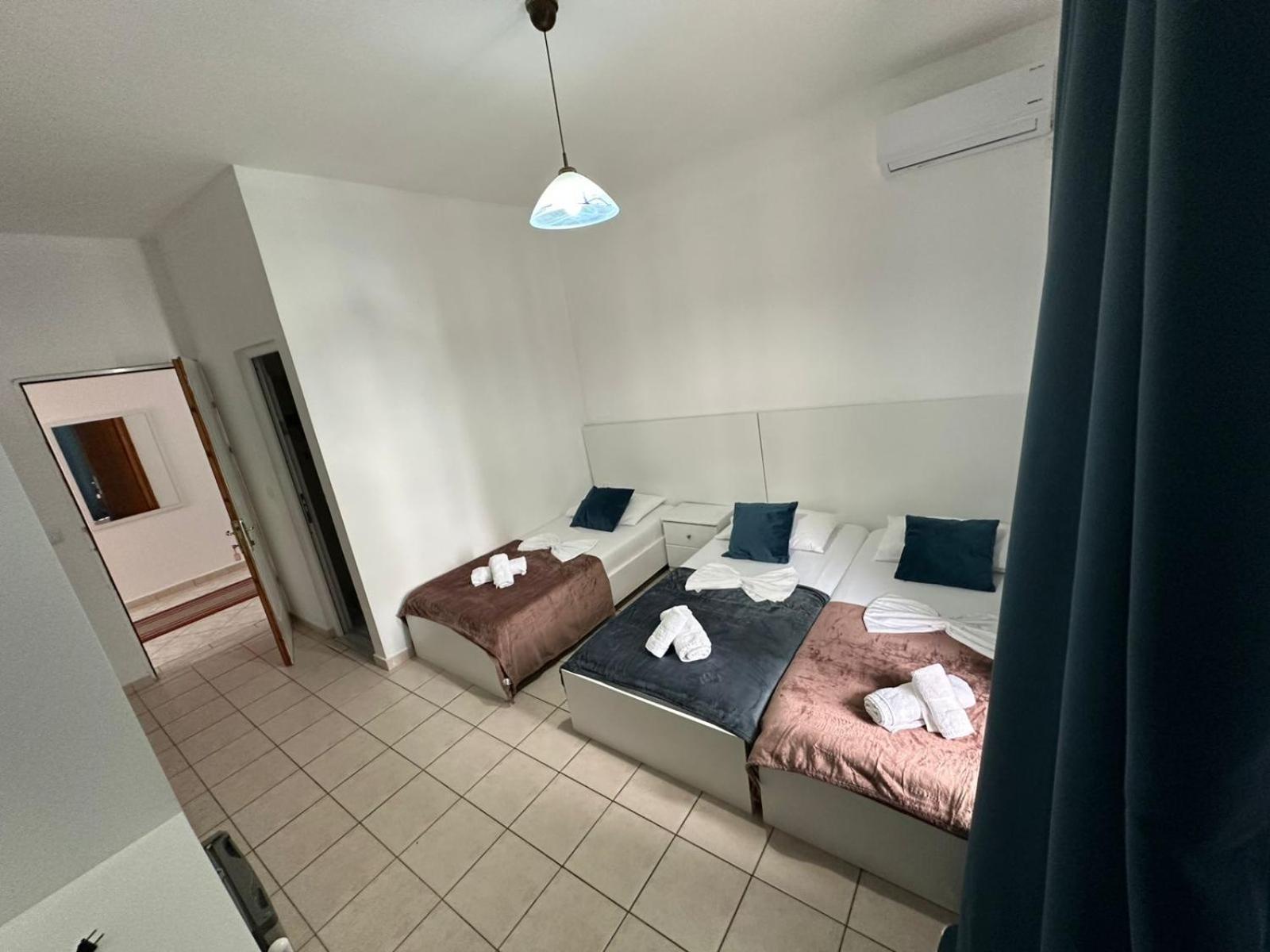 Hotel Ceka Sarandë エクステリア 写真